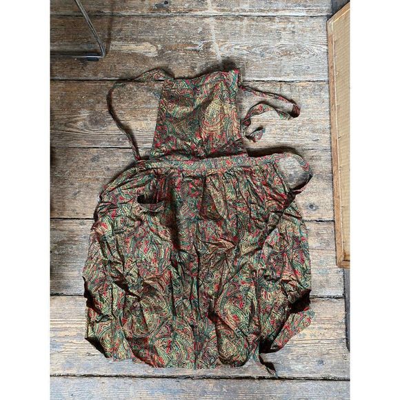 Womens Apron Paisley Gold Red Green Christmas Now Designs - Picture 6 of 9